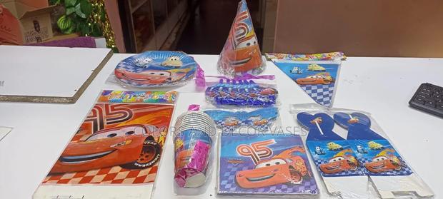 Lighting McQueen Party Items - main view