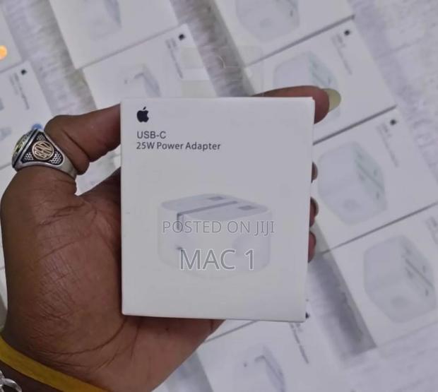 Usb C Brand New iPhone Charger Original - main view
