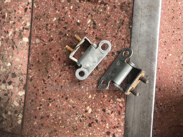 Toyota Fielder 141 Boot Hinges