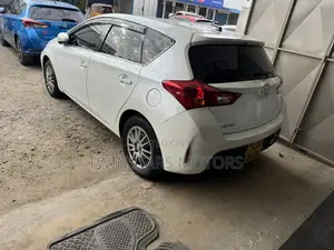 Toyota Auris 2015 White