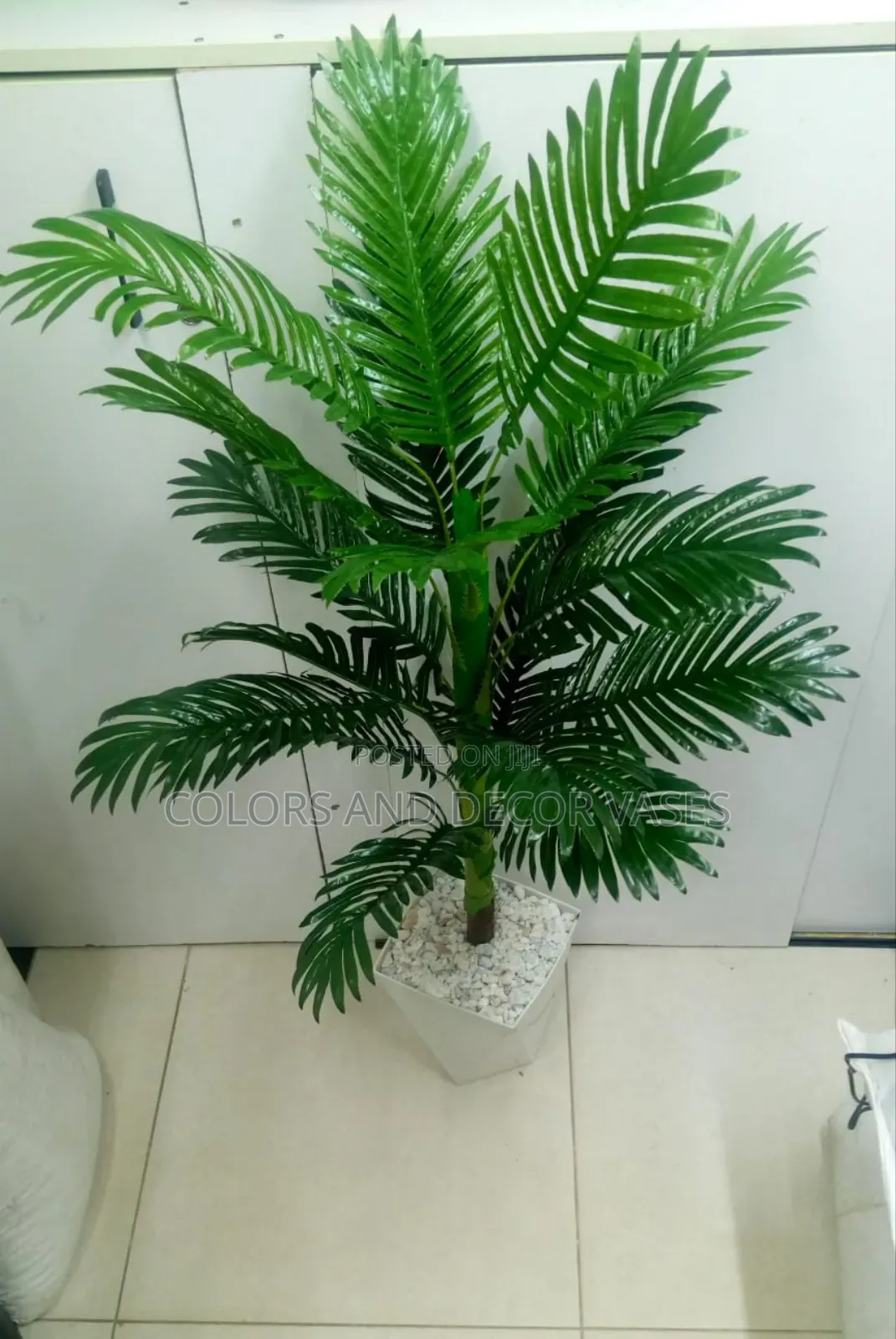 Palm And Vase 1.2m With Vase