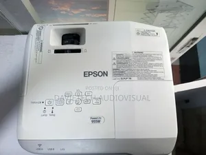 Xuk - EPSON Powerlite 955W