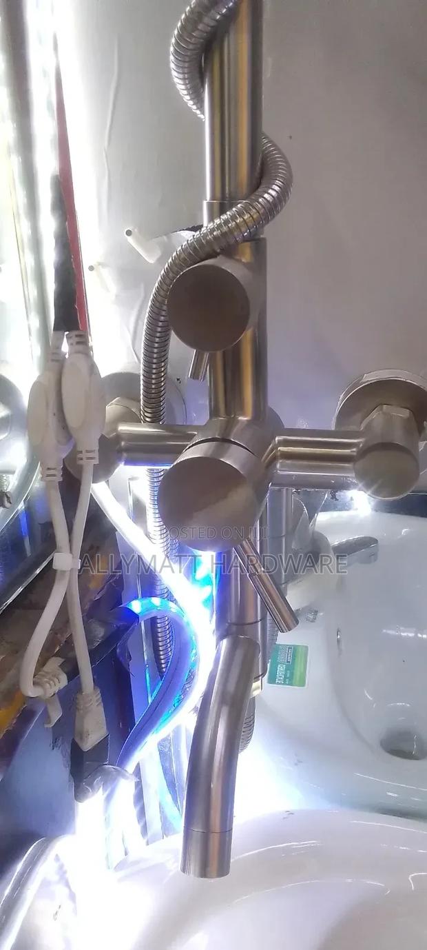 Antic Shower Raiser - thumbnail 2