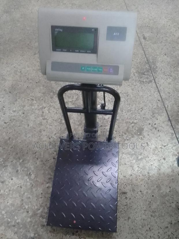 A12 Platform Scale With Small Base - main view