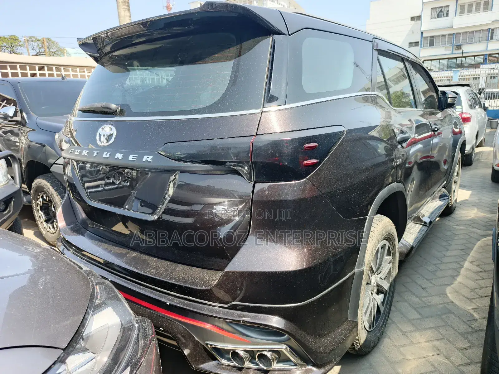 Toyota Fortuner 2.8 D AWD 2016 Purple