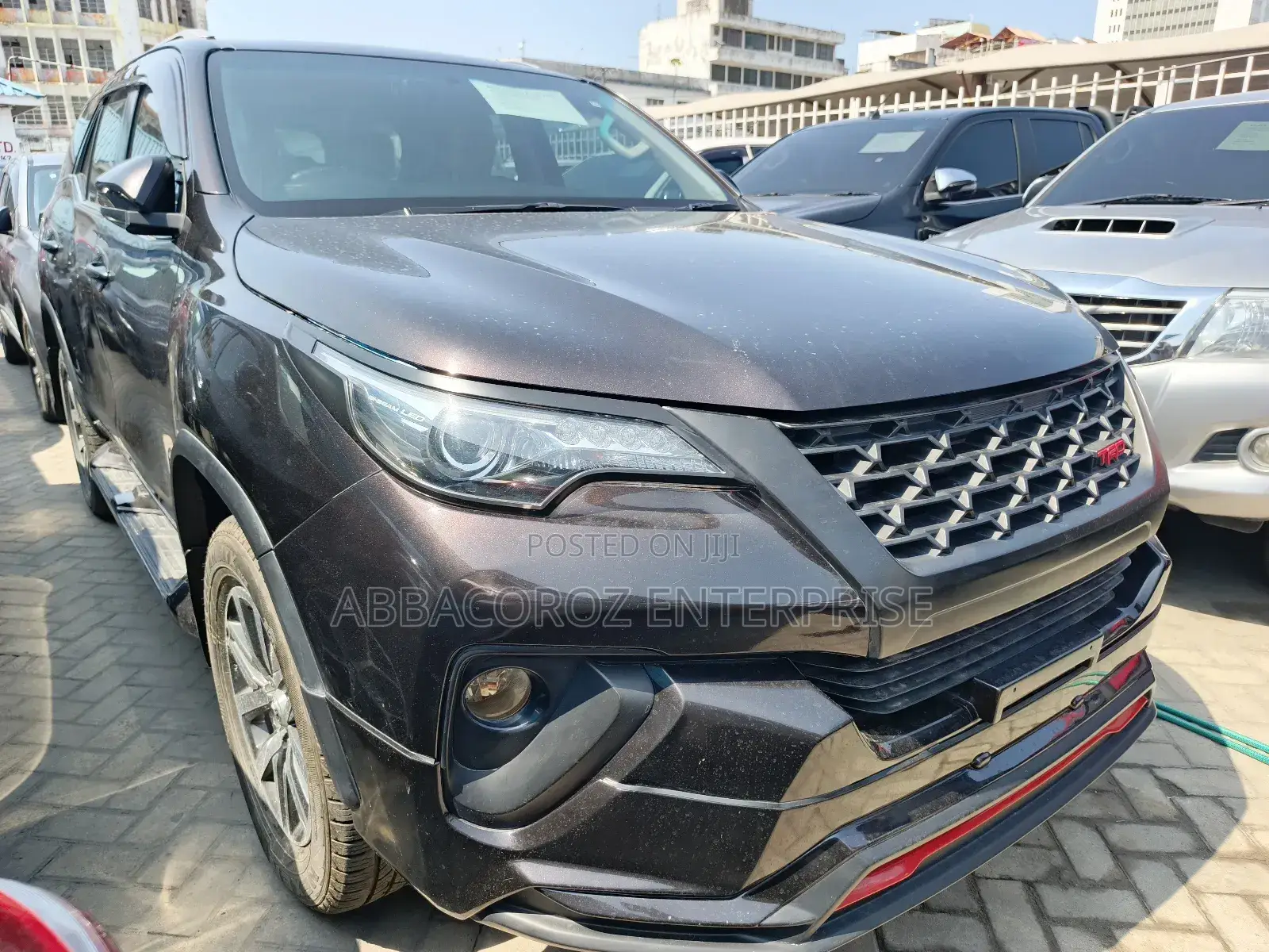 Toyota Fortuner 2.8 D AWD 2016 Purple