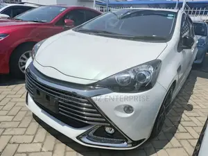 Toyota Aqua 2017 White