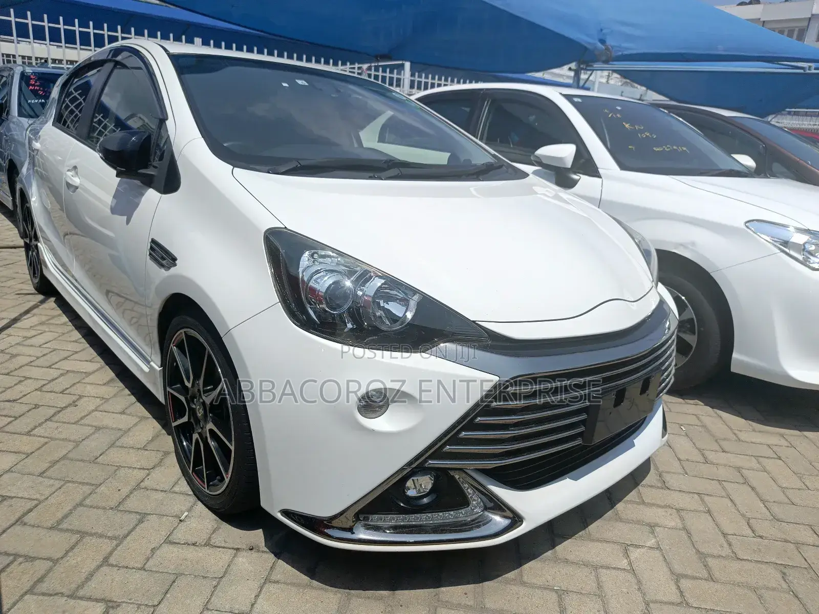 Toyota Aqua 2017 White