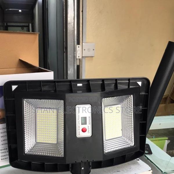 Double Sided Best Affordable 300w Solar Streetlights Outdoor