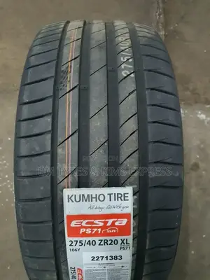 275 /40 R20 KHUMO TYRES (Korea)