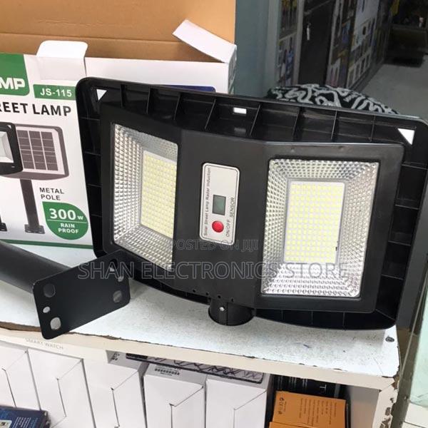 Cclamp With Motion Sensor-200watts Cut Price Dusk to Dawn