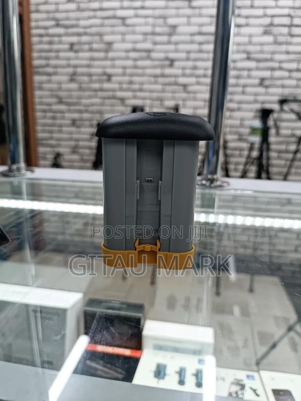 LP E4 Digital Battery Pack - thumbnail 3