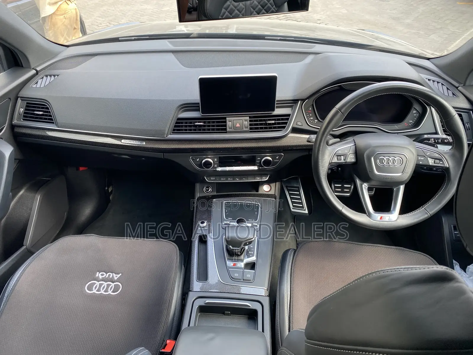 Audi Q5 2018 Black