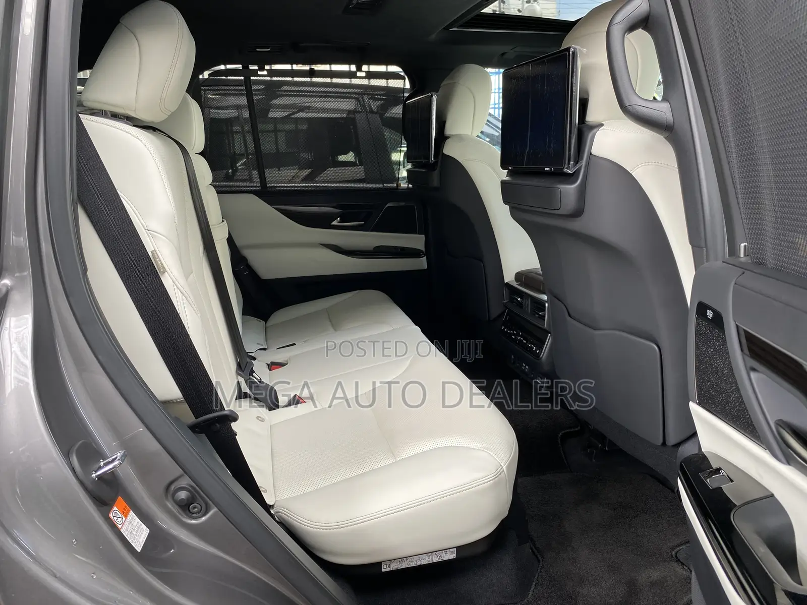 Lexus LX 2023 Gray