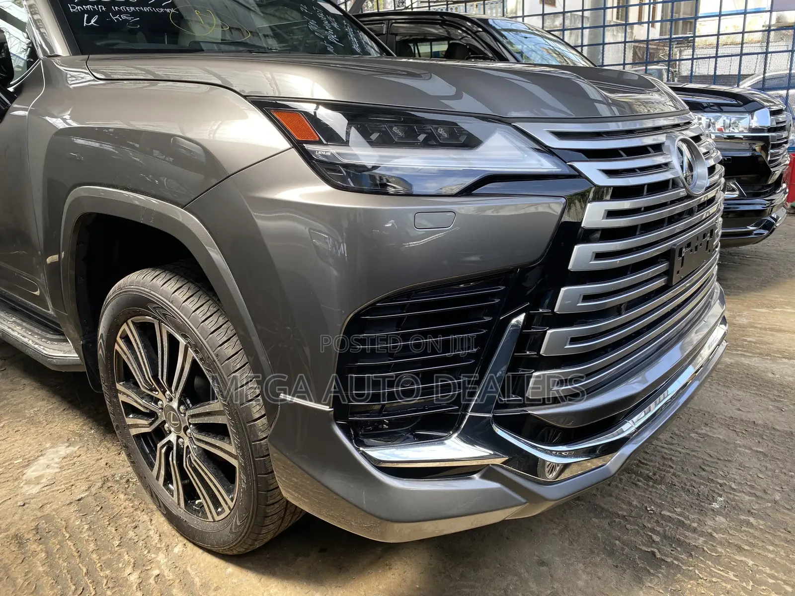 Lexus LX 2023 Gray