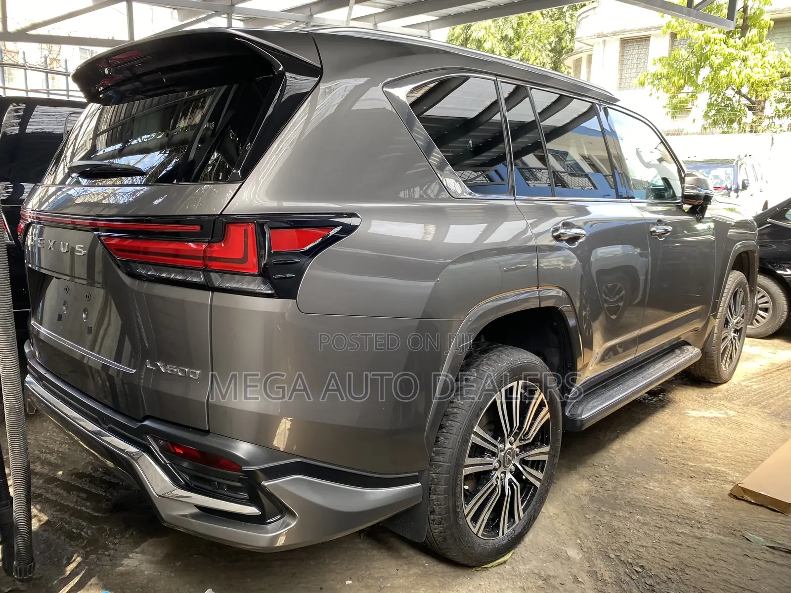 Lexus LX 2023 Gray