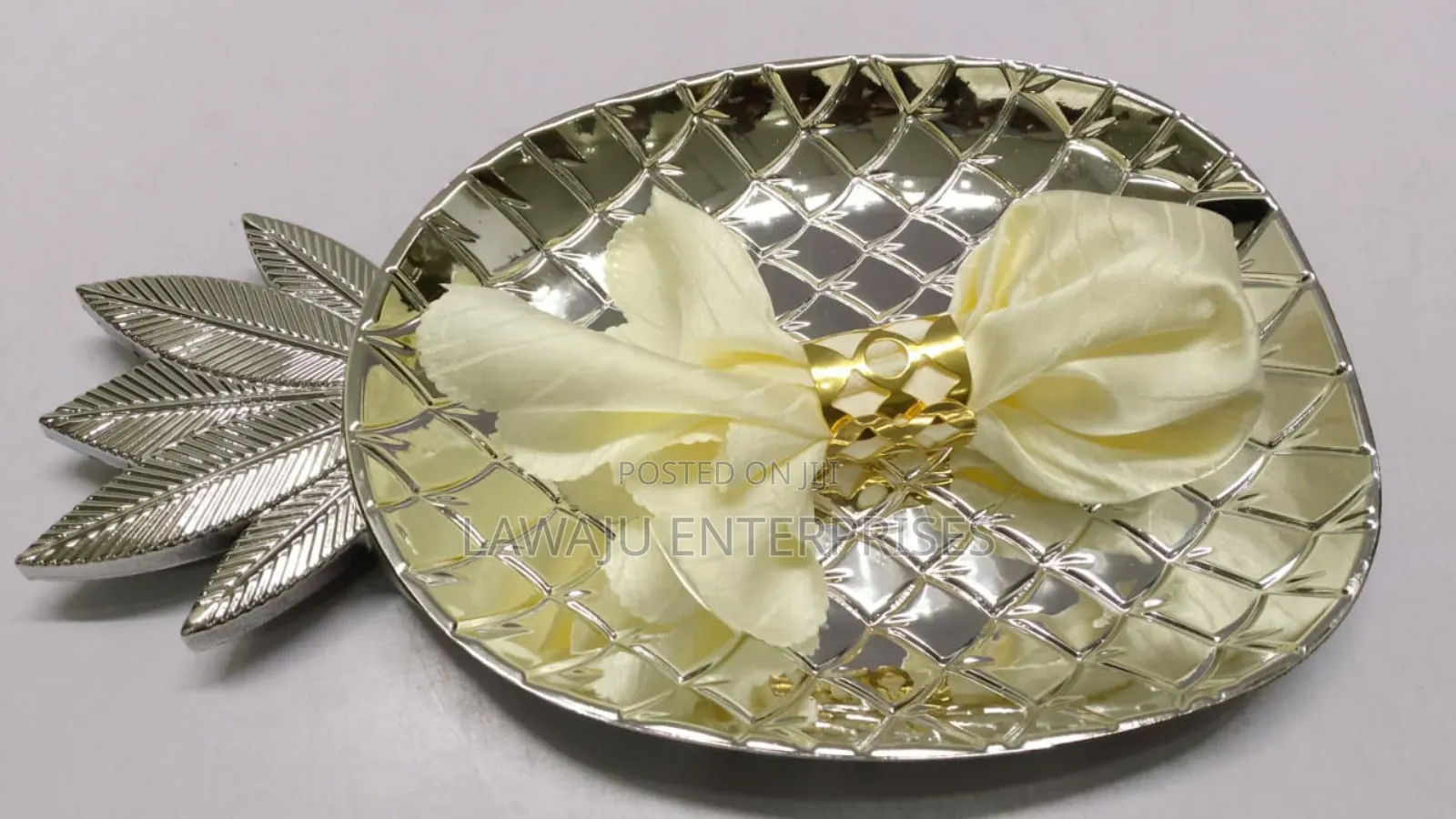 Pineapple Design Charger Plate