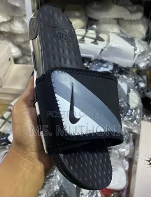 New Arrival Nike Slides Size 40-45