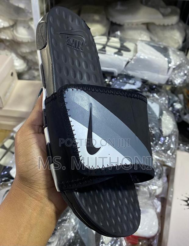 New Arrival Nike Slides Size 40-45 - thumbnail 3