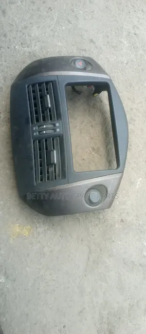 Toyota Vanguard Dashboard Face