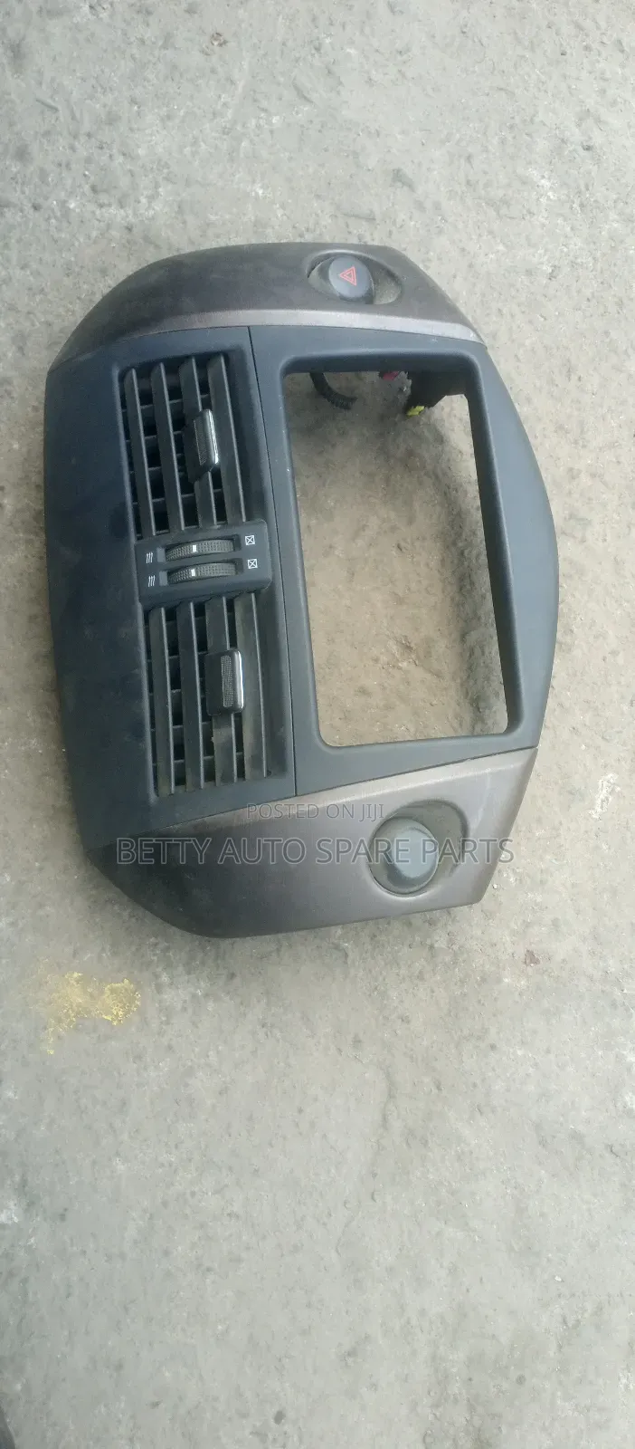 Toyota Vanguard Dashboard Face