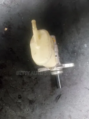 Honda Fit Master Cylinder
