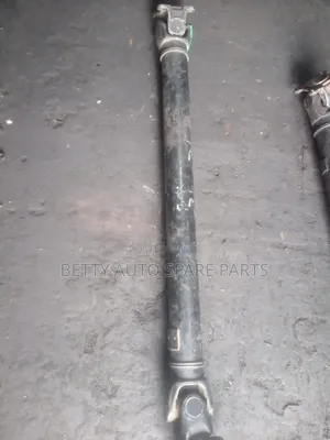 Toyota Hiace 7 L Rear Propeller