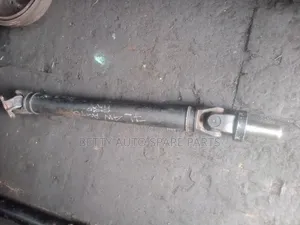 Toyota Hiace 7 L Rear Propeller