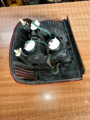 Rhs Backlight Mitsubishi Pajero Io Complete With Bulbs