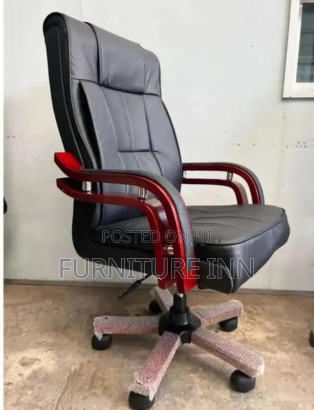 Executive Office Chair - main view