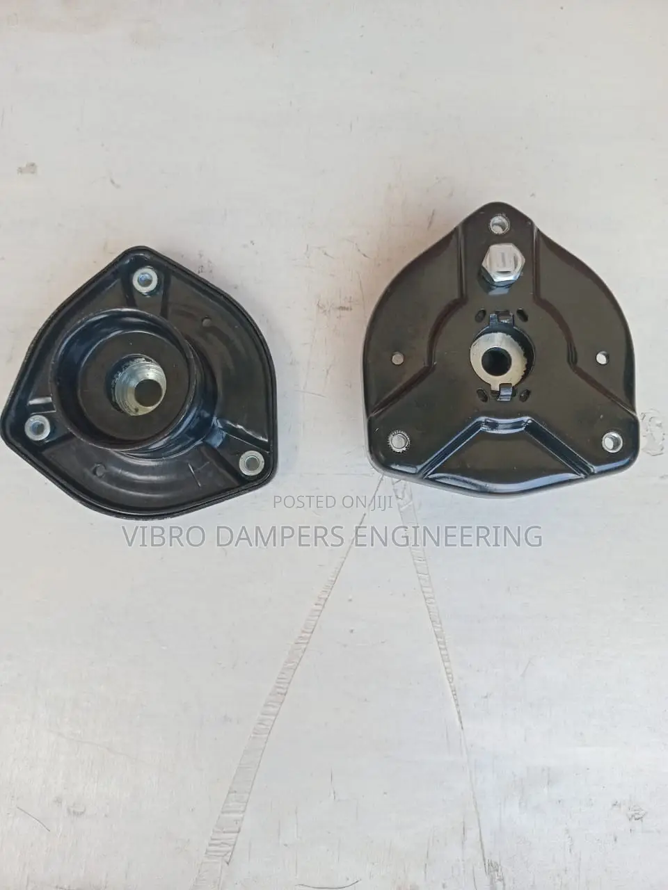 Mercedes W204 Front Shock Mounting