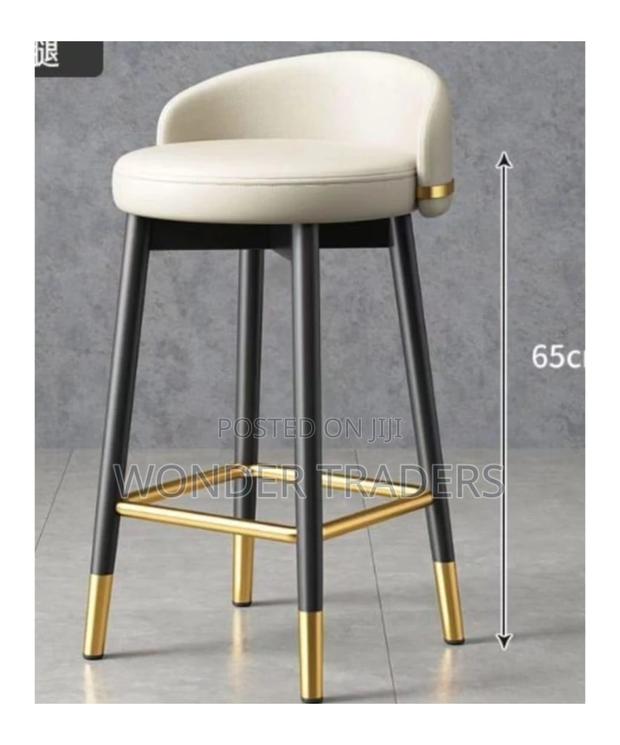 Home Bar With Our Stylish and Comfortable
