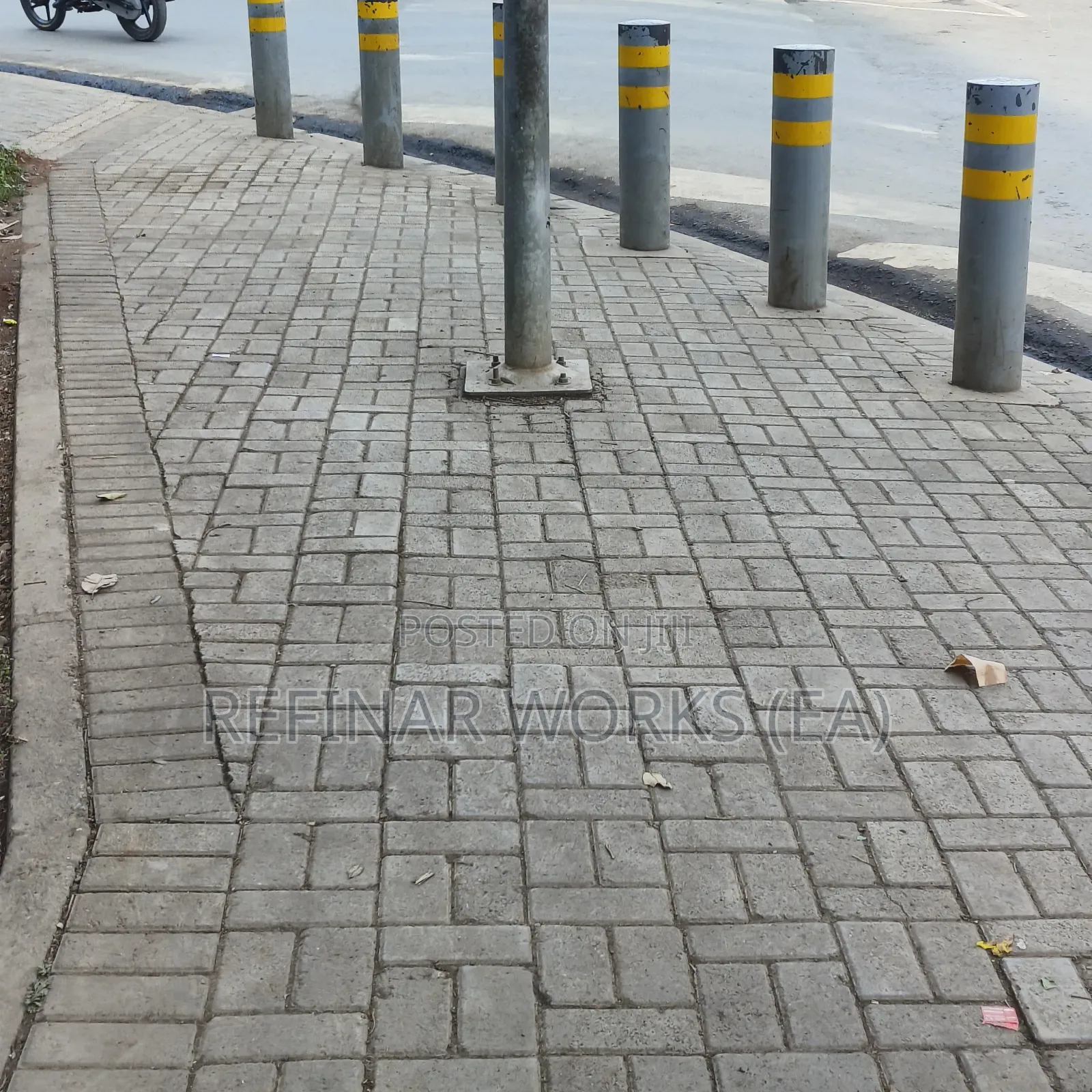 Galvanized Steel Light Poles - Anti Rust Solar/ Electric