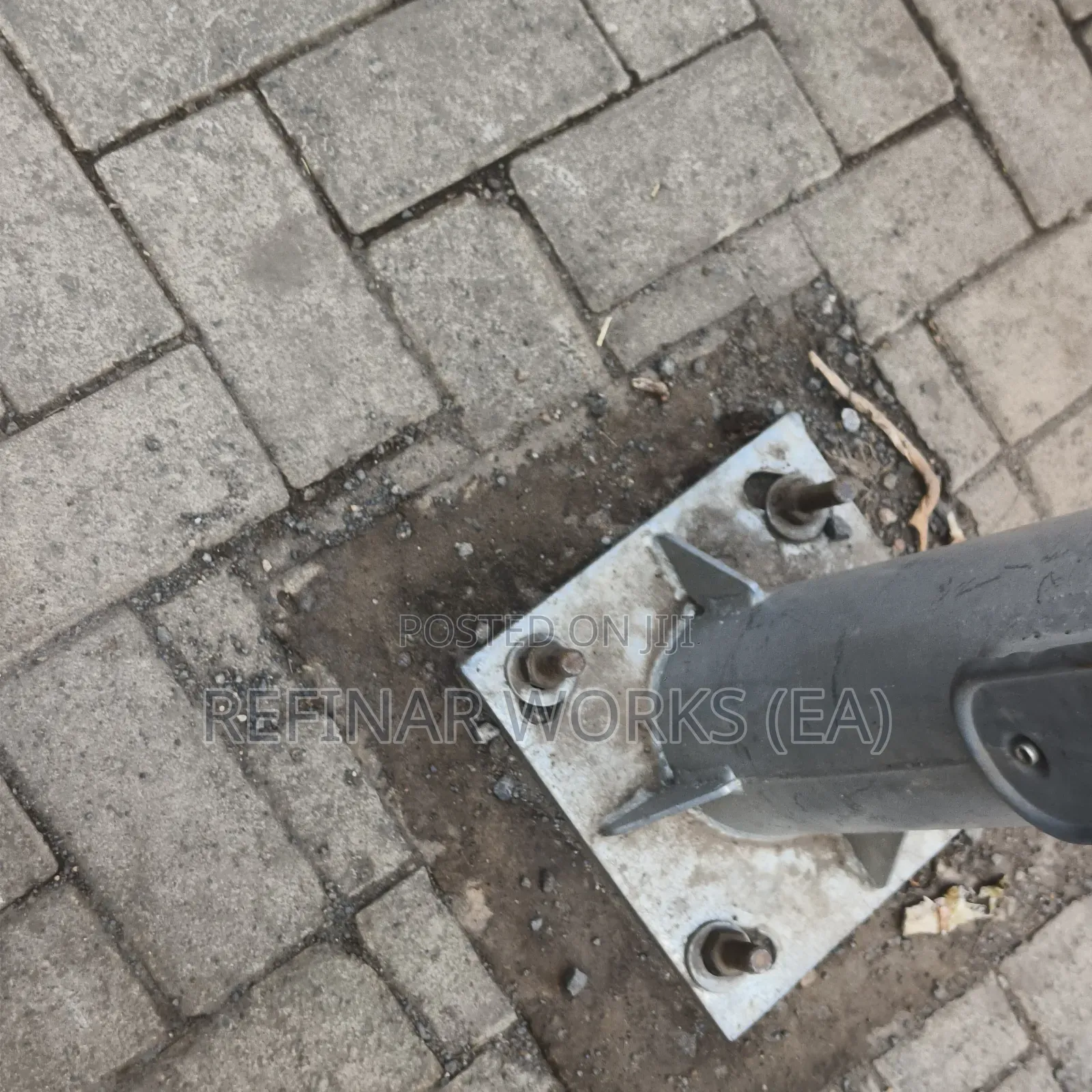 Street Light Poles - Factory Price - Bulk - Galvanized Steel