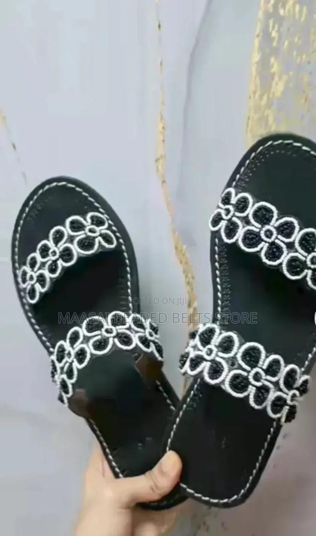 Maasai Bag With Sandals - thumbnail 8