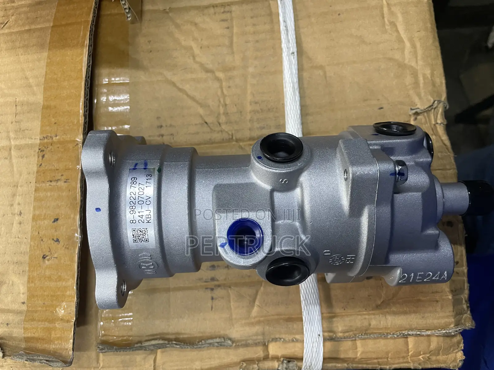 8-98222789-0 Foot Brake Valve Isuzu FRR90/FVZ New Slayqueen
