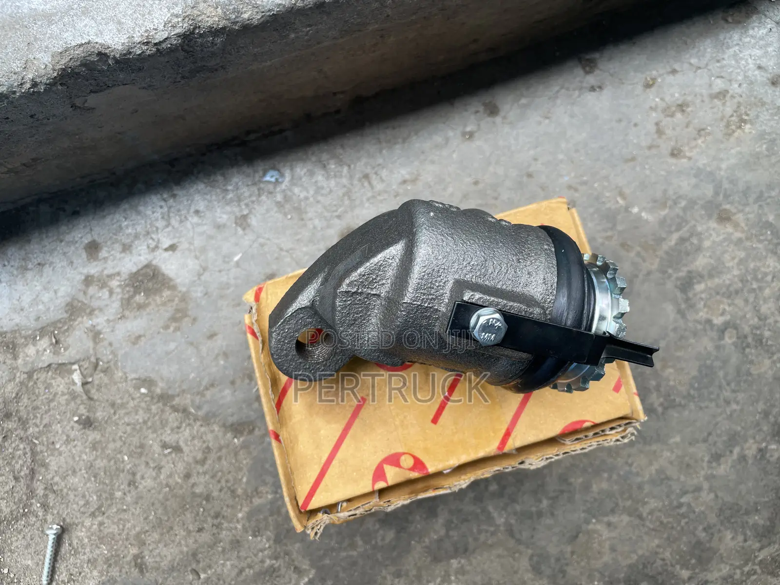 Wheel Cylinder Front for Isuzu FTS/Tx-55 Right and Left