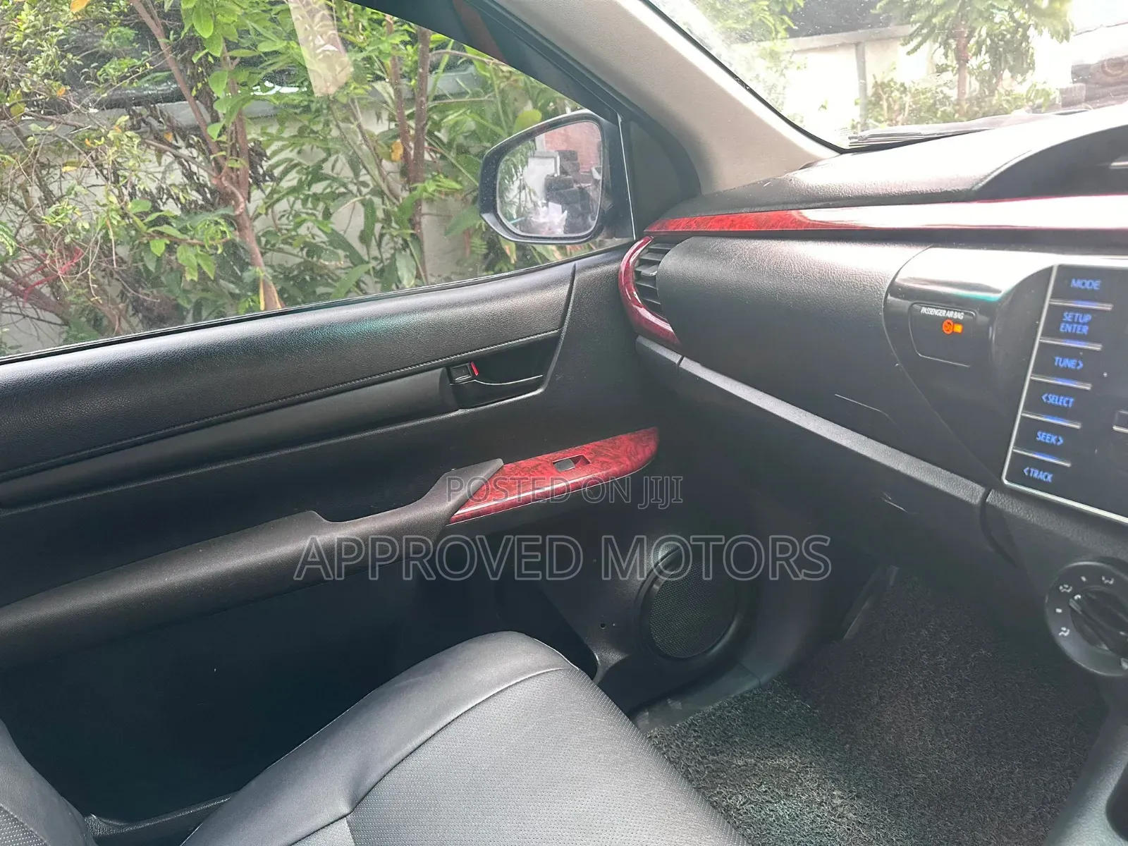 Toyota Hilux 2018 Black