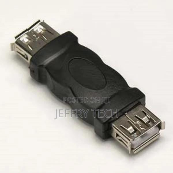 USB Type a Female-Female Gender Changer