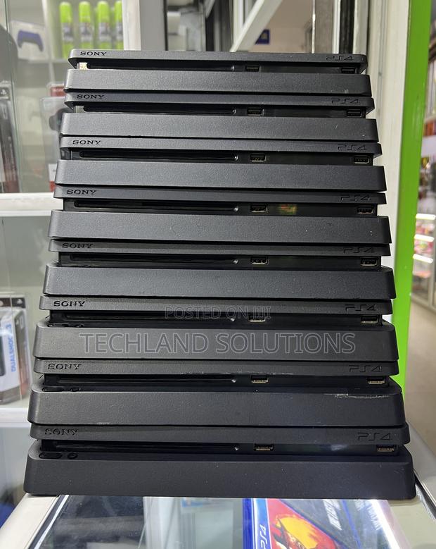 Ex Uk Ps4 Slim - main view