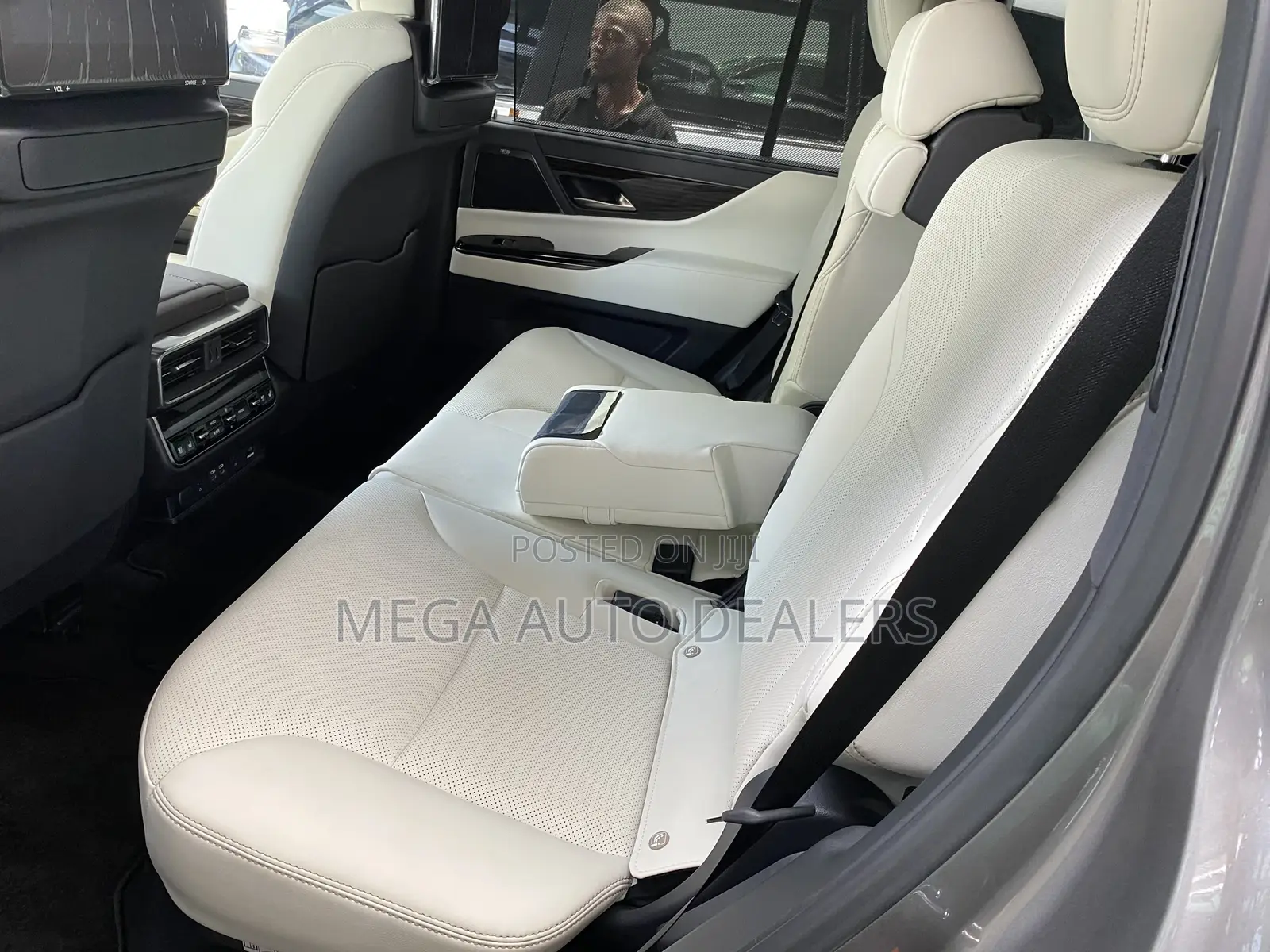 Lexus LX 2023 Gray