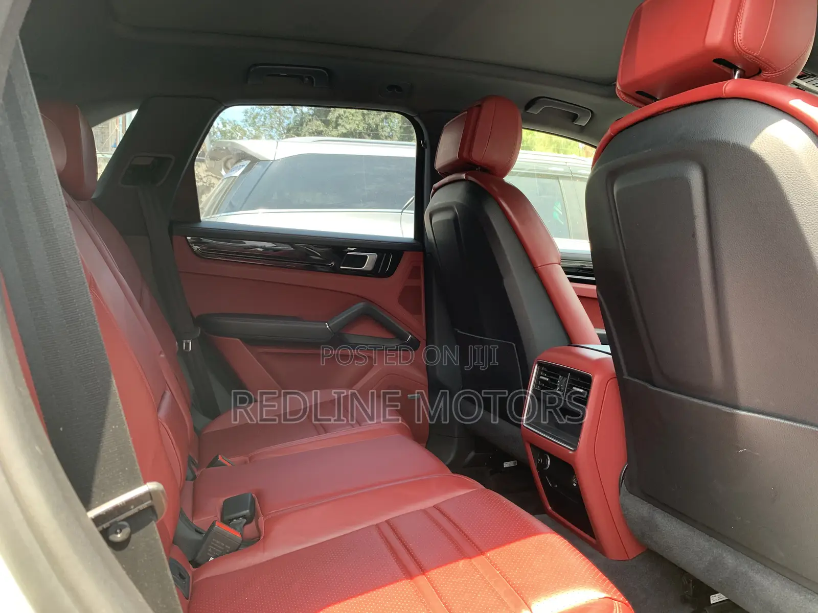 Porsche Cayenne S AWD 2018 Pearl