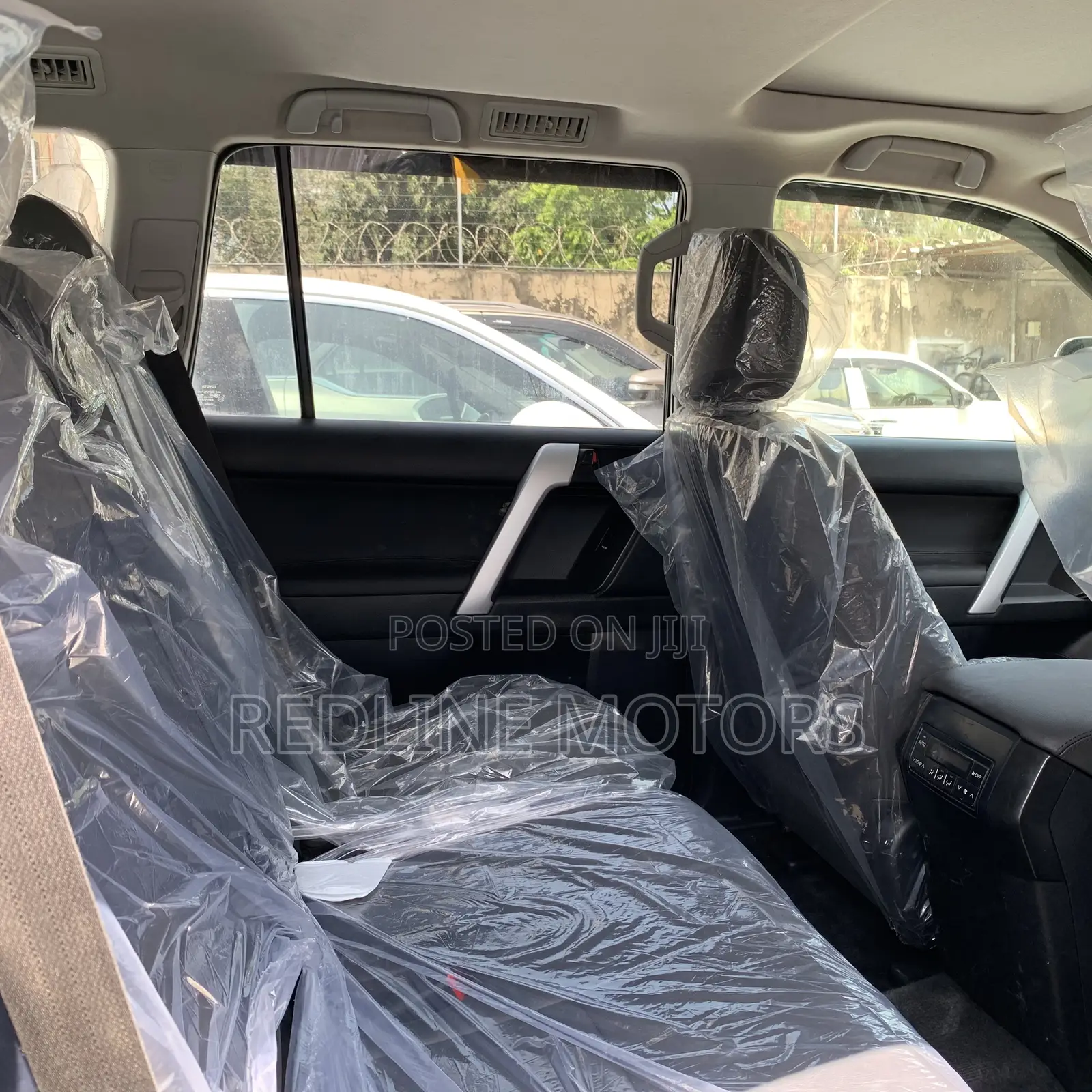 Toyota Land Cruiser Prado 2.8 2017 Silver