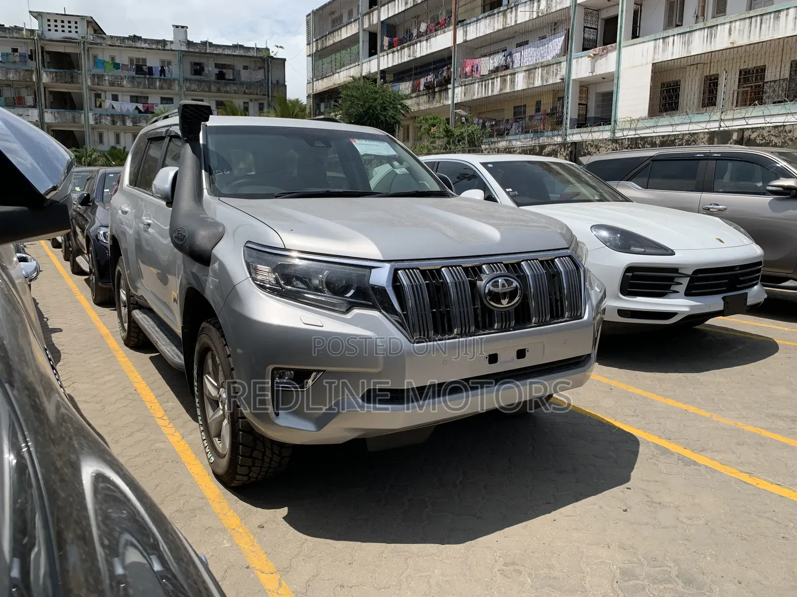Toyota Land Cruiser Prado 2.8 2017 Silver
