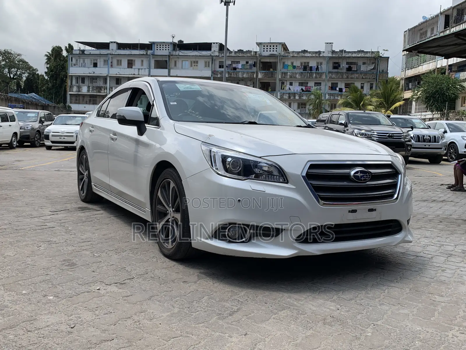 Subaru Legacy 2.5i Limited AWD 2017 Off white
