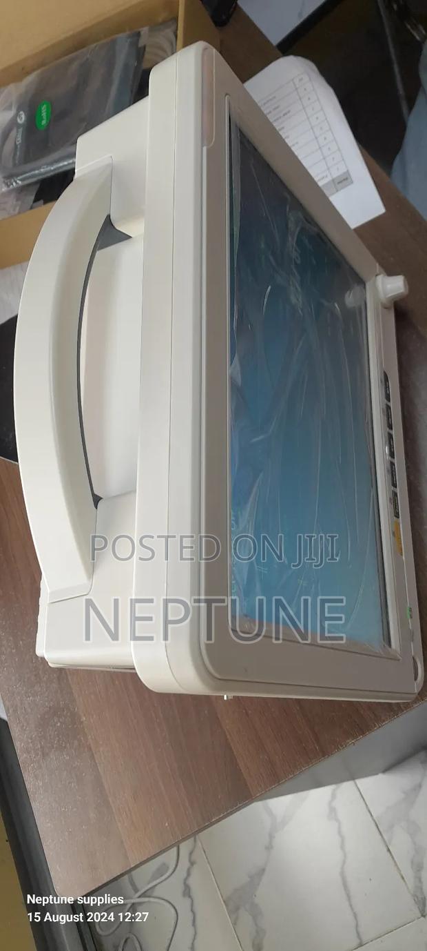 Patient Monitor(5 Parameters) - main view