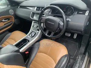 Land Rover Range Rover Evoque HSE 4x4 5-Door 2017 Ivory