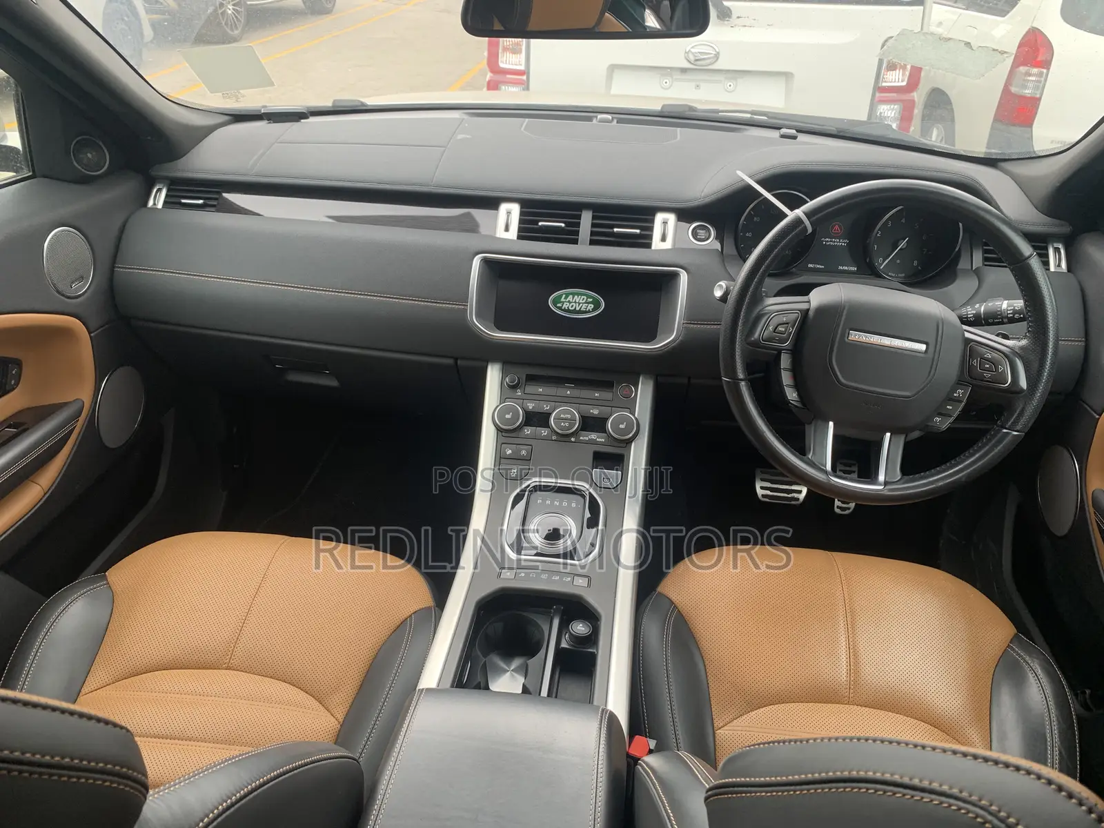 Land Rover Range Rover Evoque HSE 4x4 5-Door 2017 Ivory