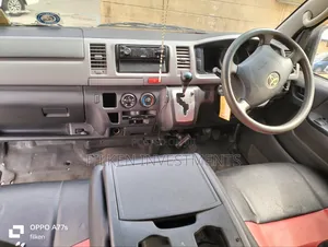 Toyota HiAce 2015 Grey