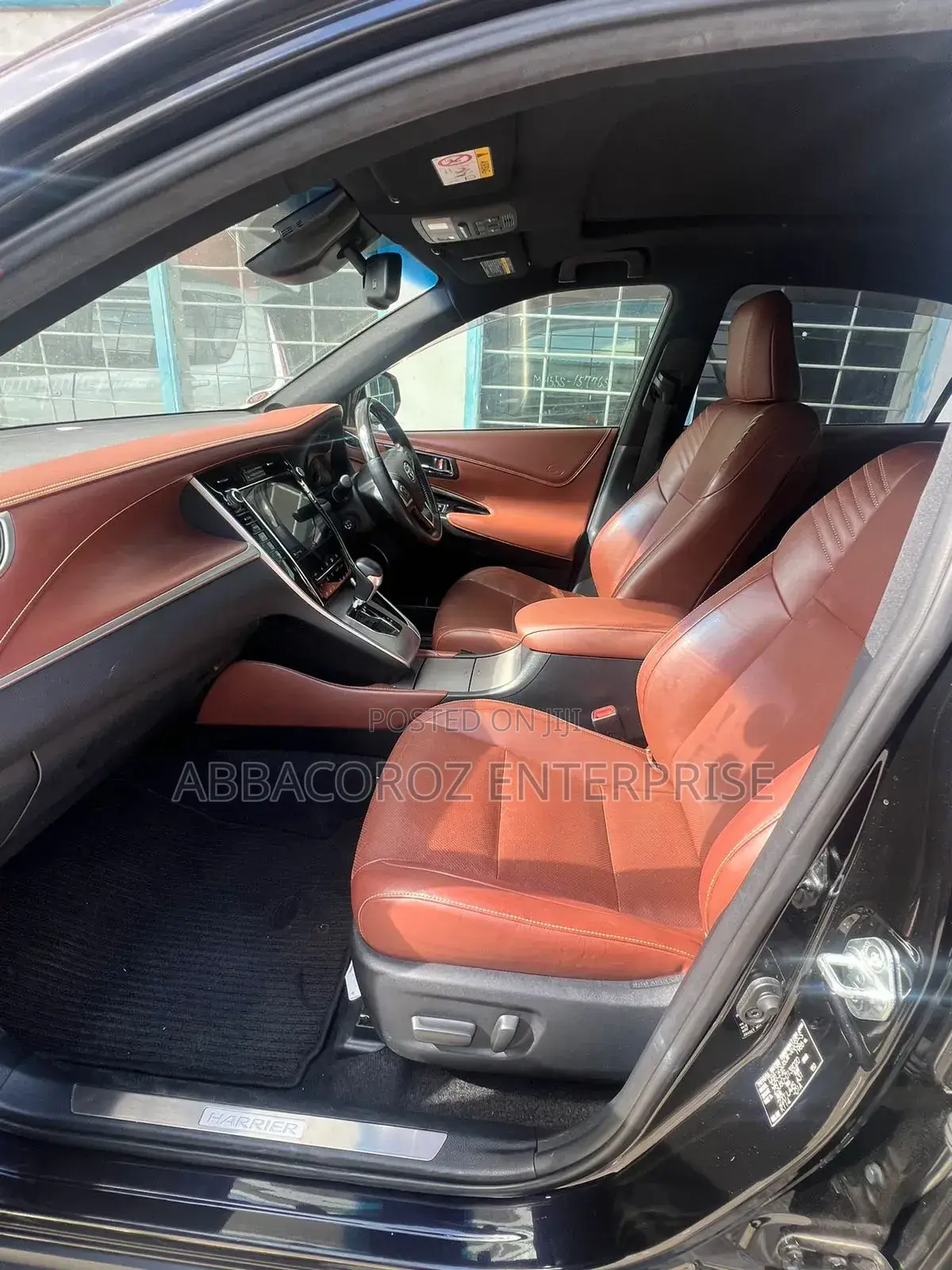Toyota Harrier 2.0 4WD 2017 Black